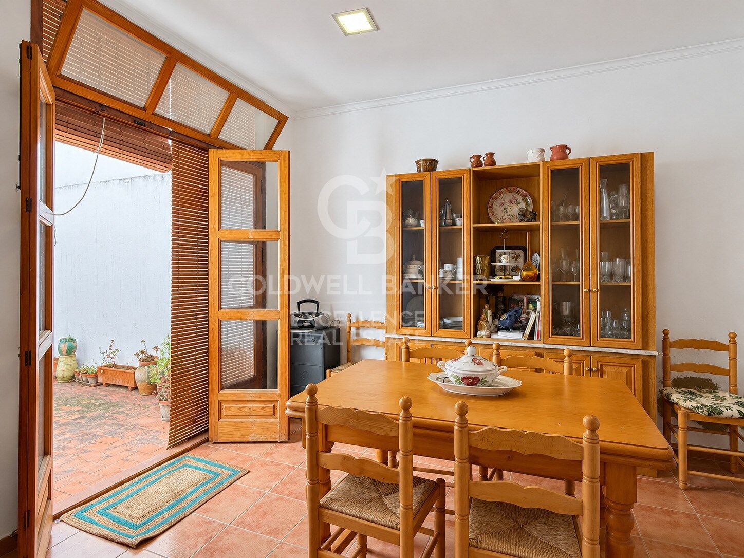 Traditional house with patio and Mediterranean charm for rent in Alginet, Valencia
