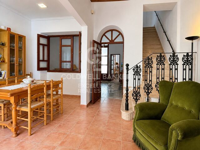 Traditionelles Haus mit Patio und mediterranem Charme zu mieten in Alginet, Valencia