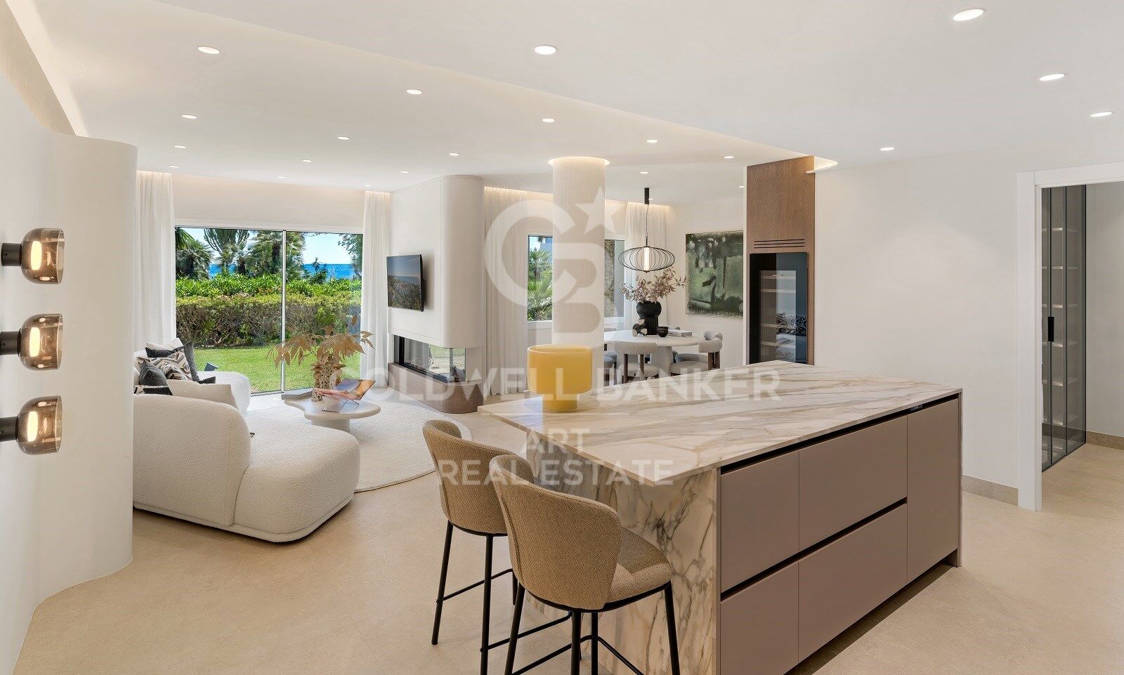 Beautiful apartment located on the beachfront in Costalita- Estepona