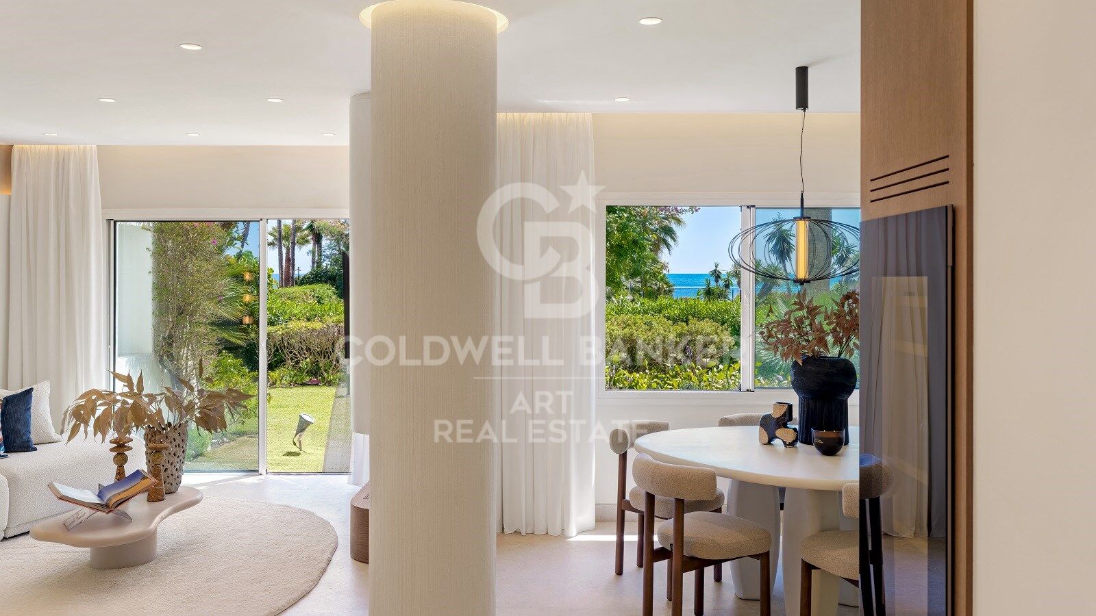 Beautiful apartment located on the beachfront in Costalita- Estepona