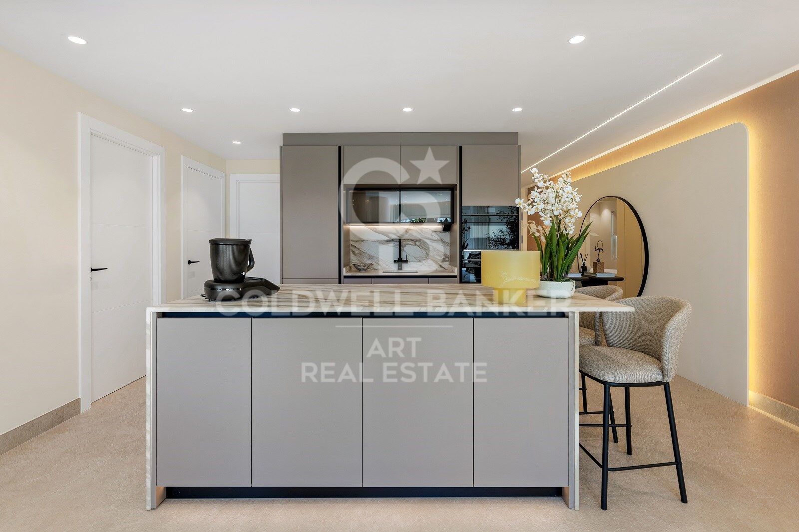 Beautiful apartment located on the beachfront in Costalita- Estepona