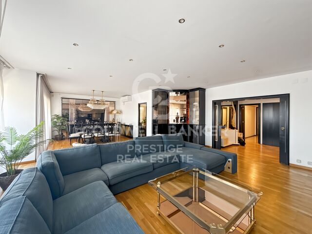 Appartement à louer avec terrasse sur Via Augusta
