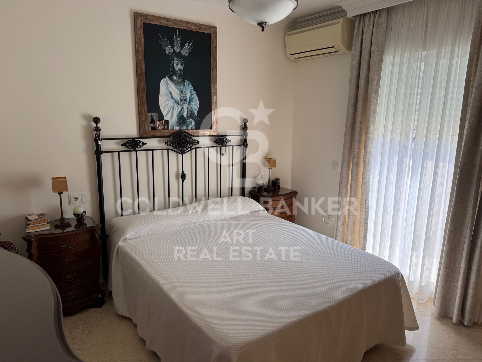 Spectaculaire penthouse de 4 chambres dans le centre d'Estepona