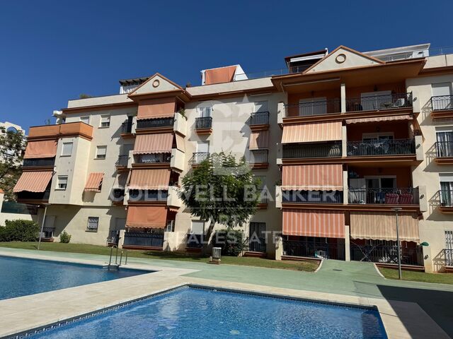 Spectaculaire penthouse de 4 chambres dans le centre d'Estepona