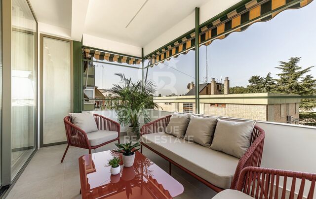 Piso de 4 dormitorios, garaje y piscina en Moncloa-Aravaca