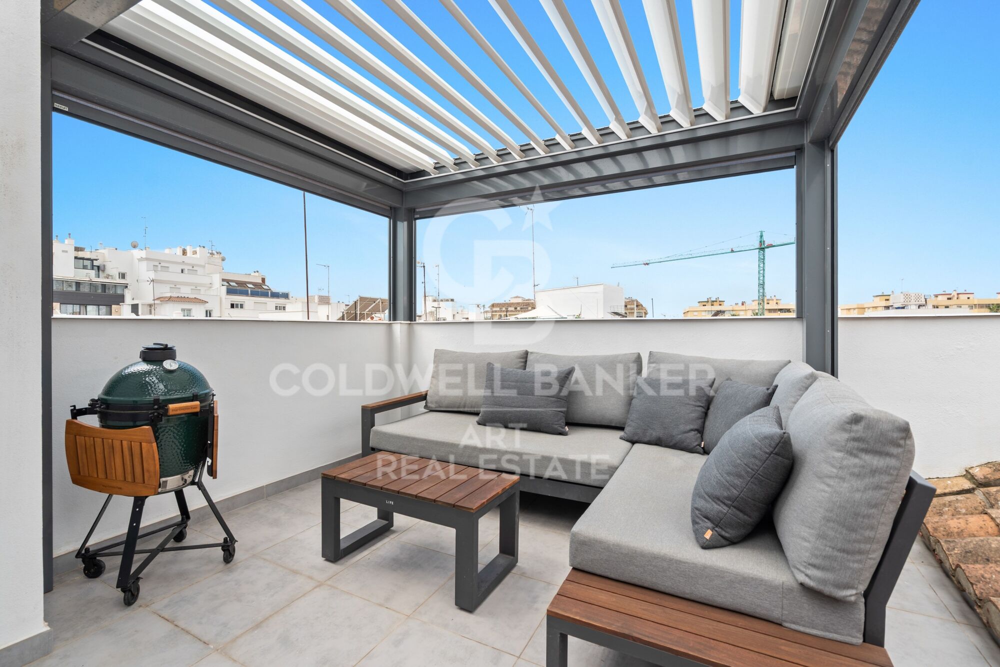 Casa adosada completamente renovada en el casco antiguo de Estepona