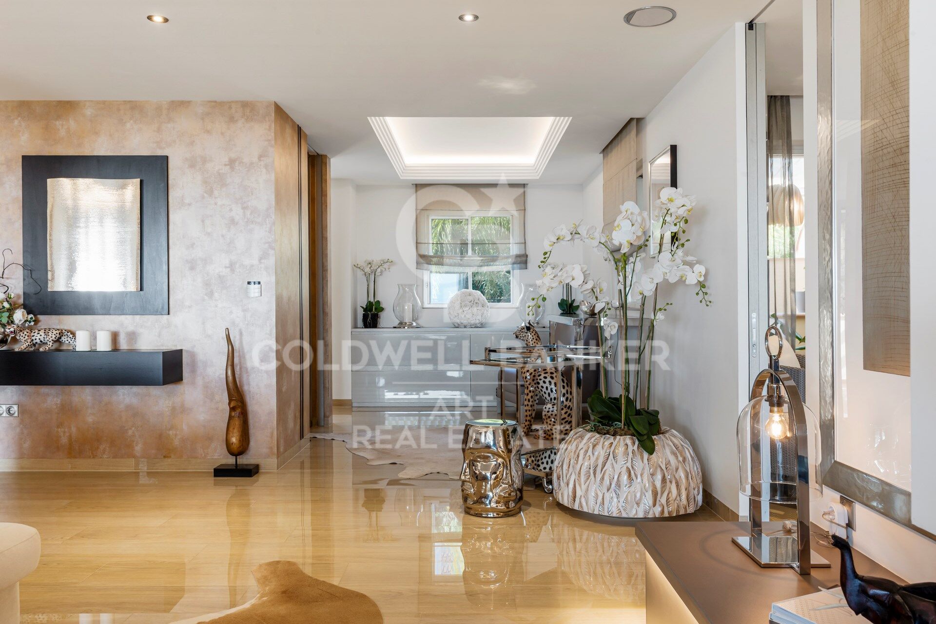 Top quality 4 bedroom penthouse in Altos de los Almendros, Benahavís