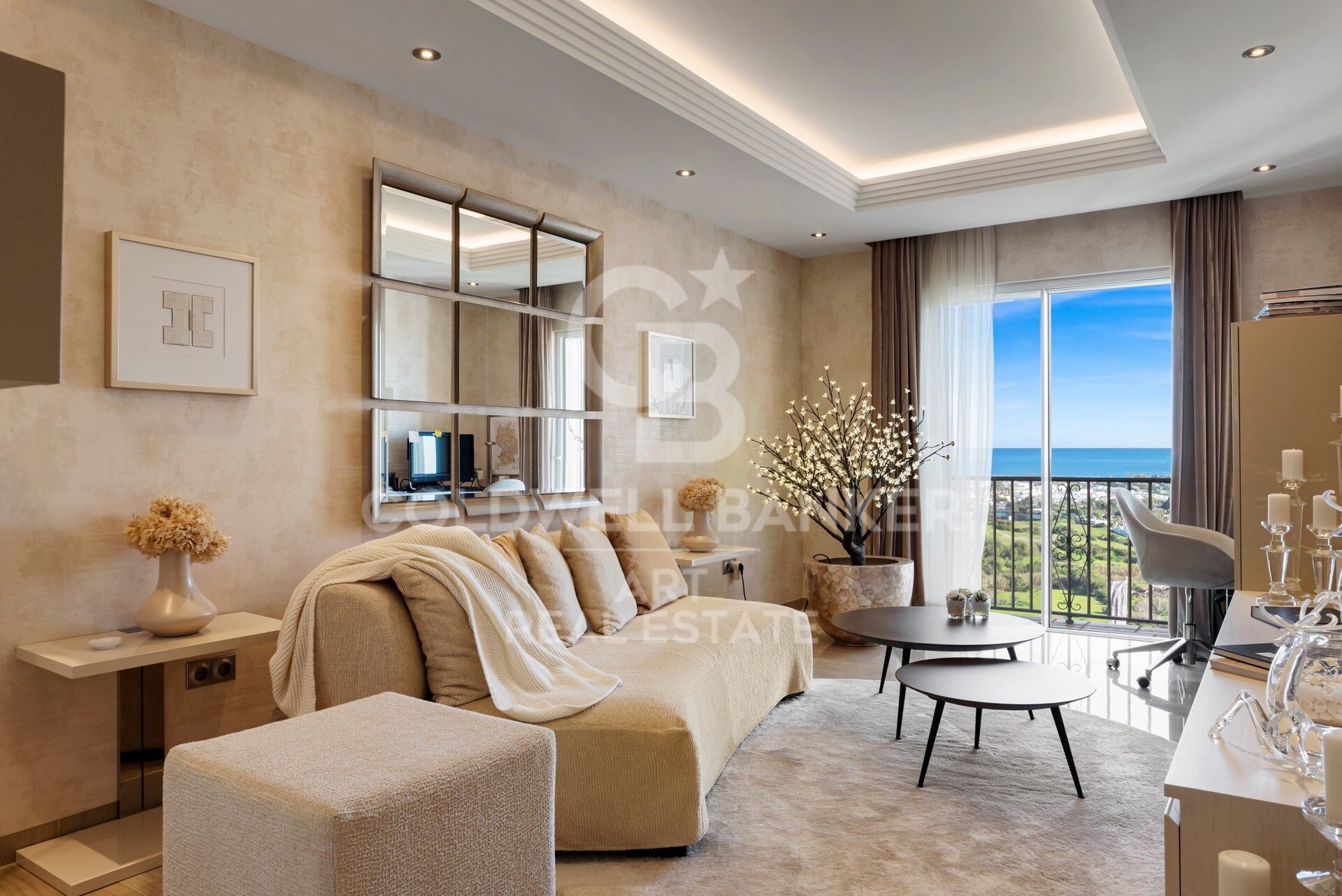 Top quality 4 bedroom penthouse in Altos de los Almendros, Benahavís
