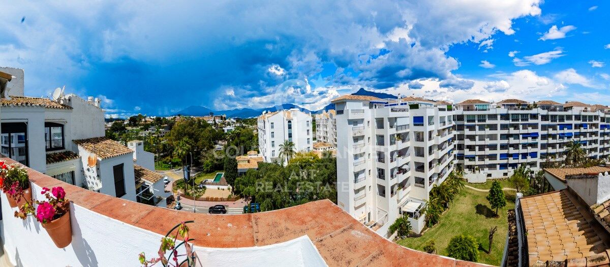 Spectacular penthouse in Jardines del Puerto in Puerto Banús