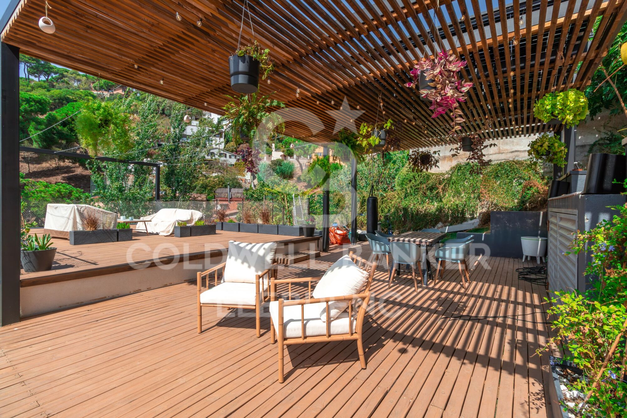 House with pool and solarium for sale in Font del Mont, a unique and exclusive area
