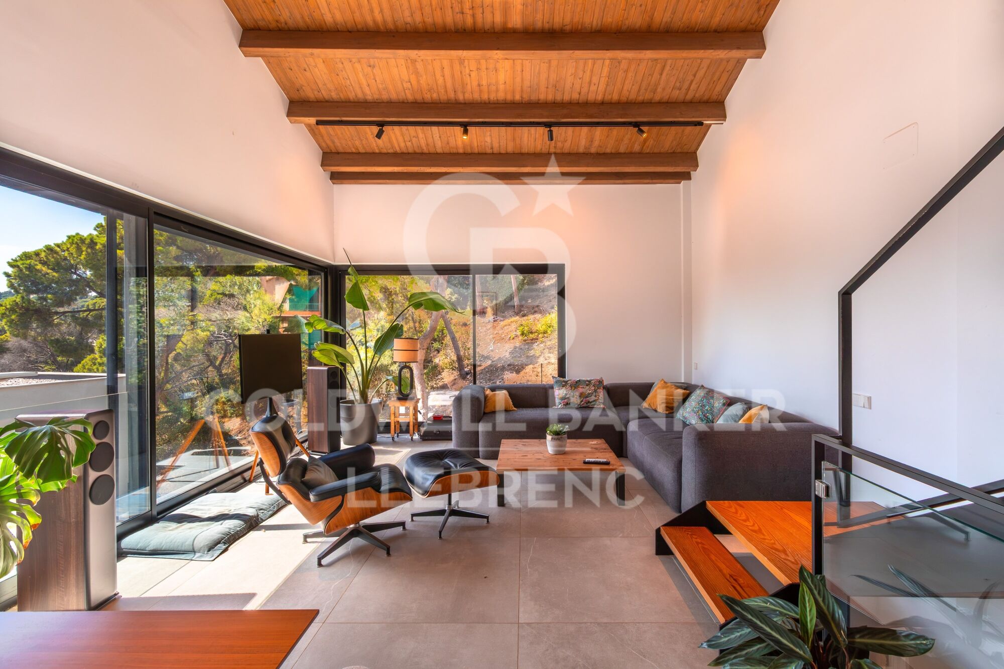 House with pool and solarium for sale in Font del Mont, a unique and exclusive area