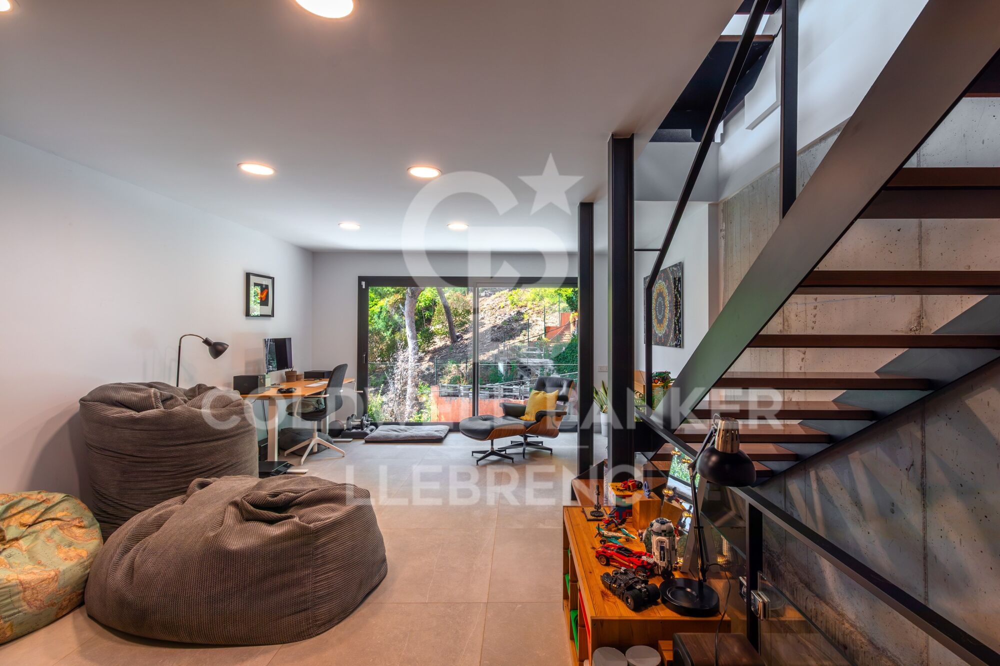 House with pool and solarium for sale in Font del Mont, a unique and exclusive area