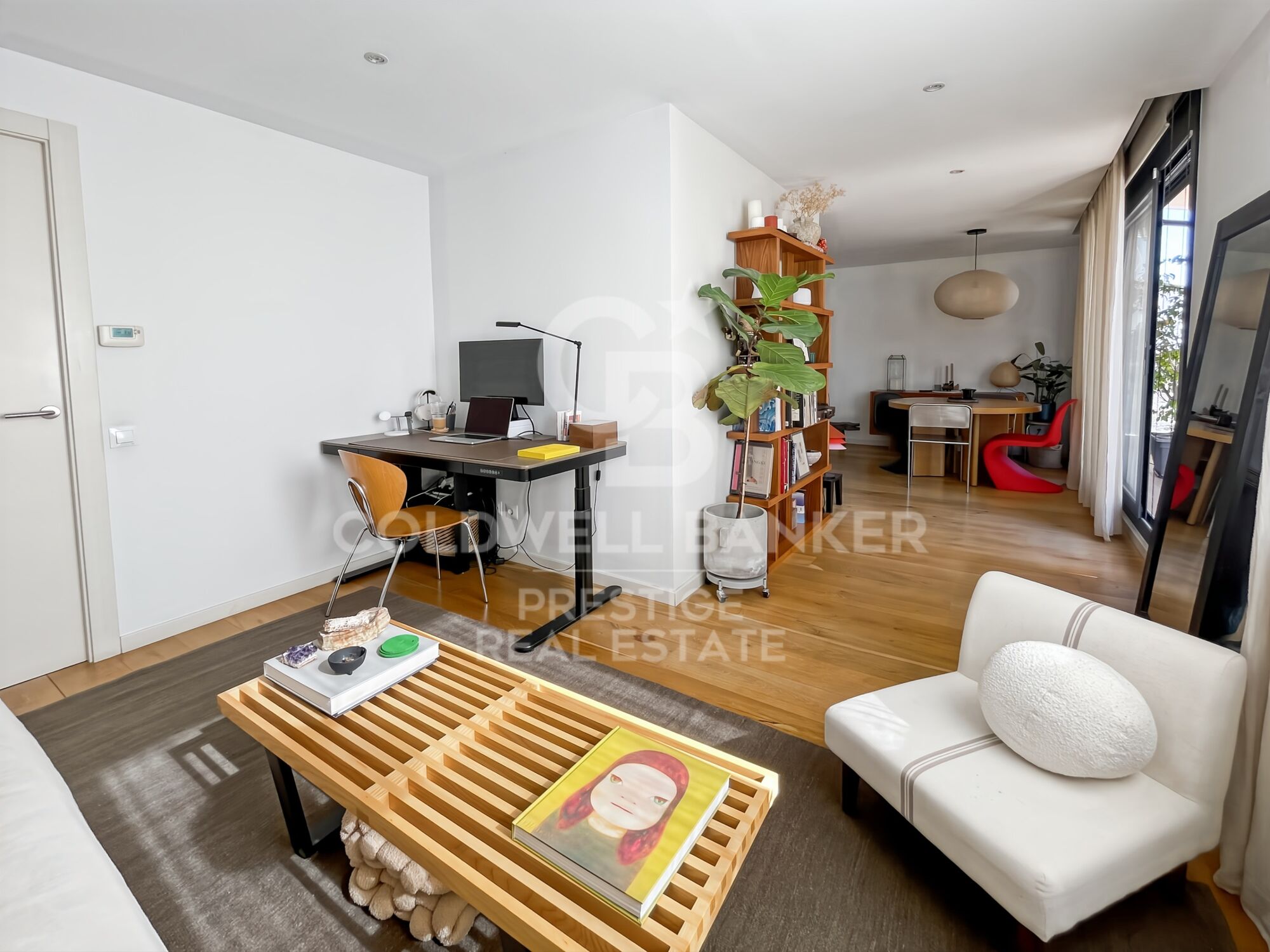 Renovated Penthouse with 2 Terraces in Vila de Gracia
