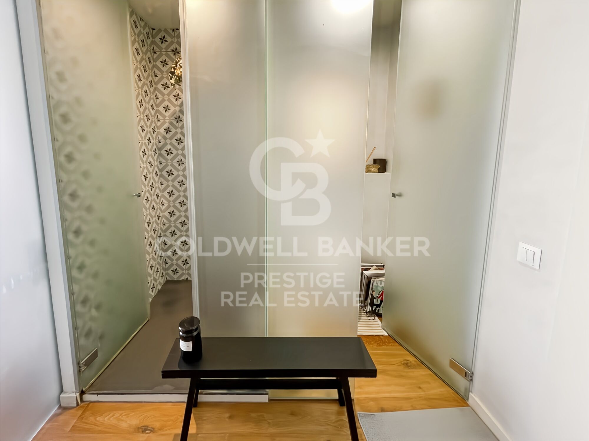 Renovated Penthouse with 2 Terraces in Vila de Gracia