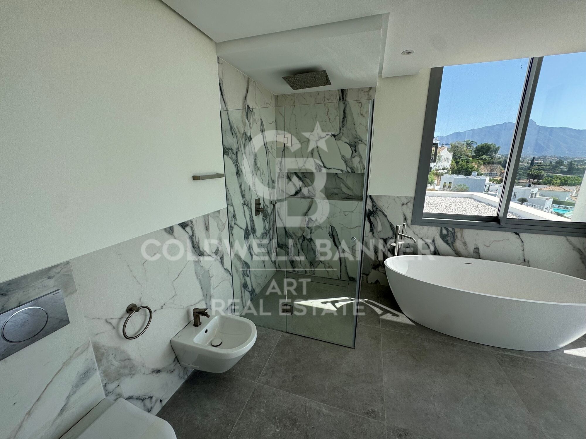 New-Build Villa in El Puerto del Capitán, Benahavís