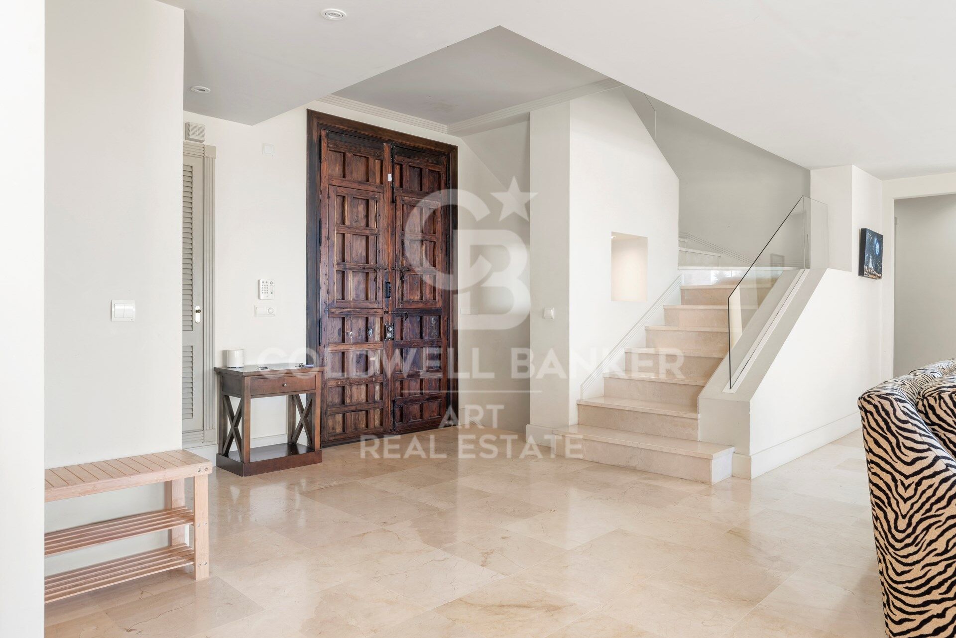 Luxuriöse zeitgenössische Villa mit atemberaubendem Mittelmeerblick in La Paloma