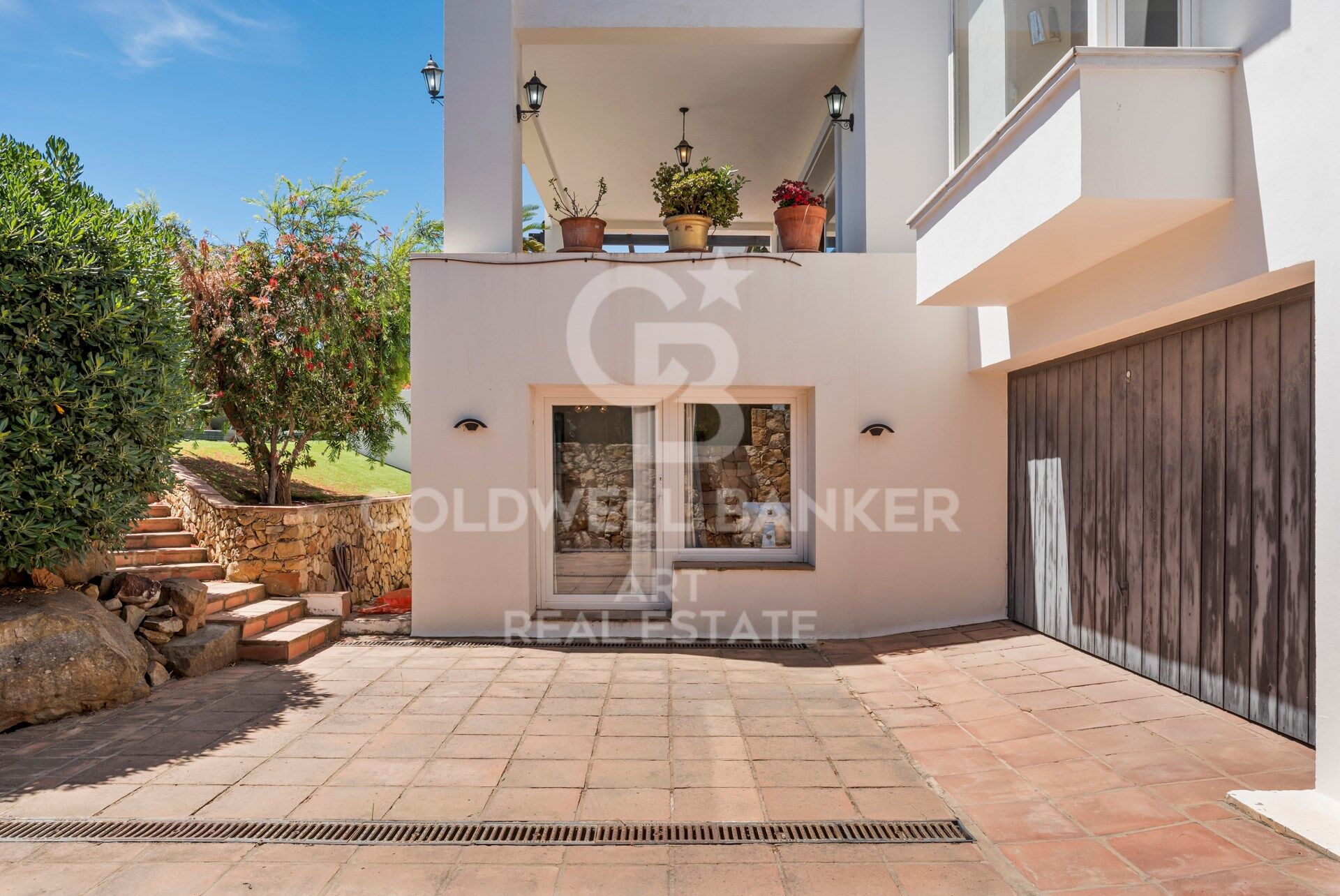 Luxuriöse zeitgenössische Villa mit atemberaubendem Mittelmeerblick in La Paloma