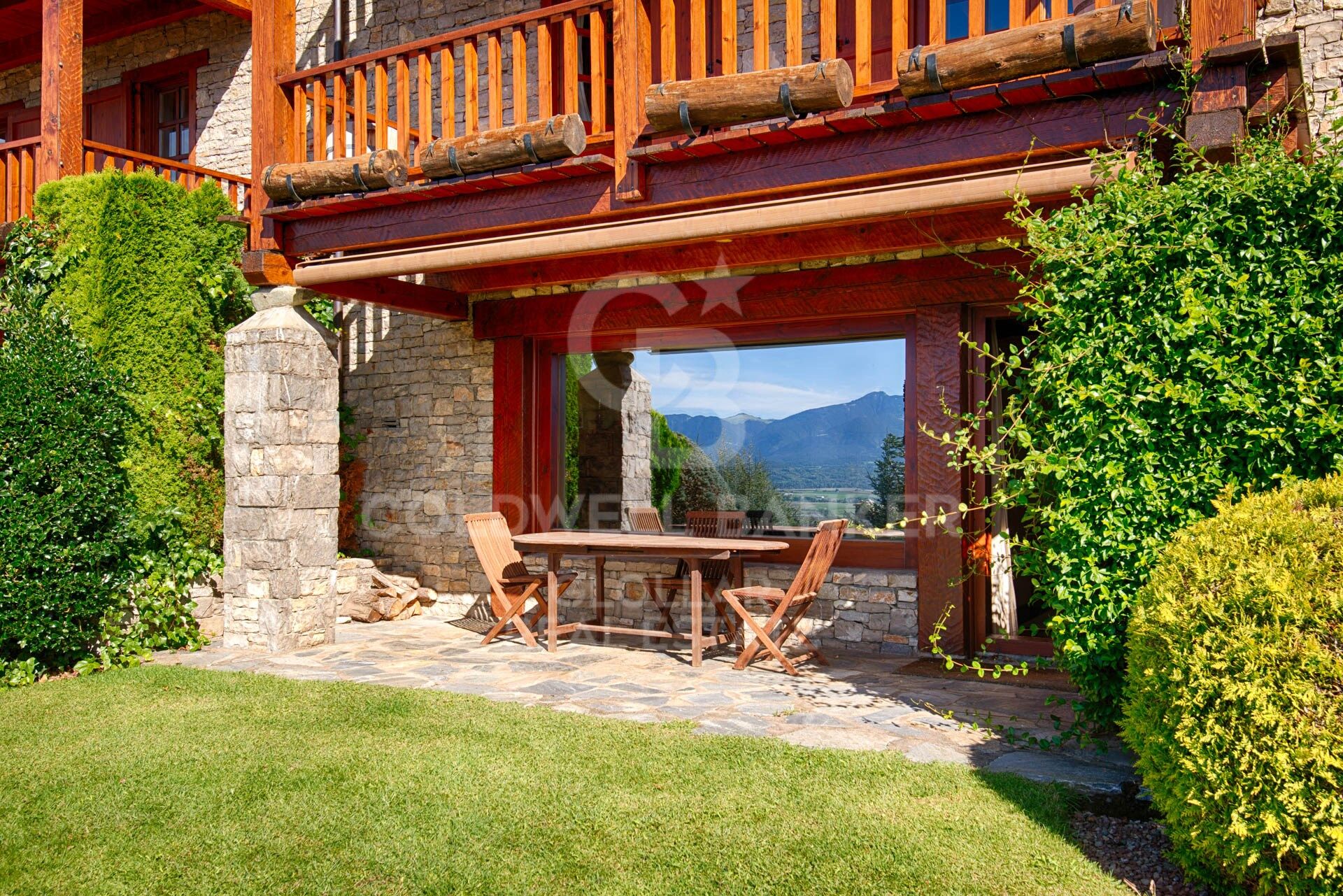 Exclusive house in Pleta de Bolvir with panoramic views