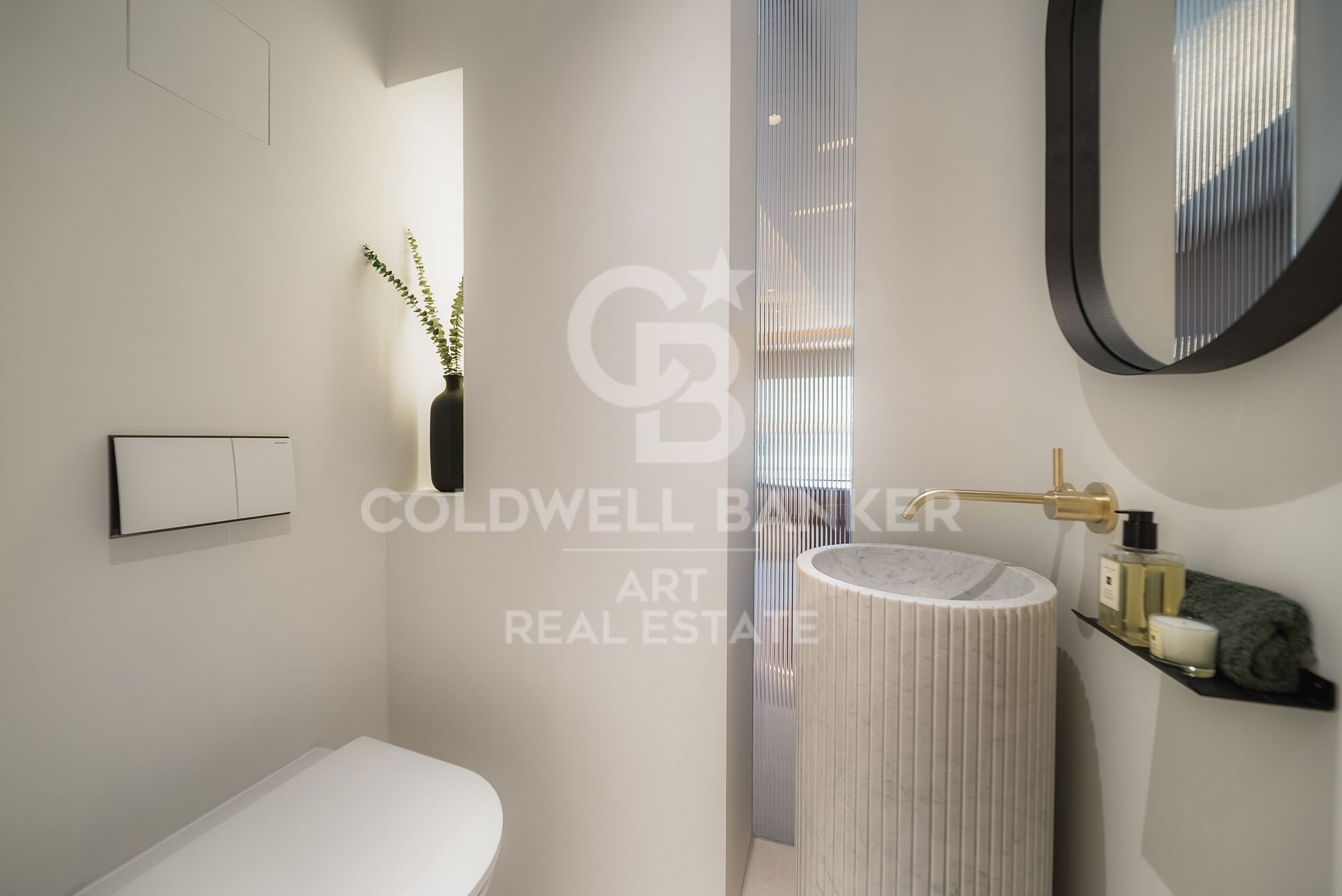 Exclusivo apartamento en la Milla de Oro de Marbella