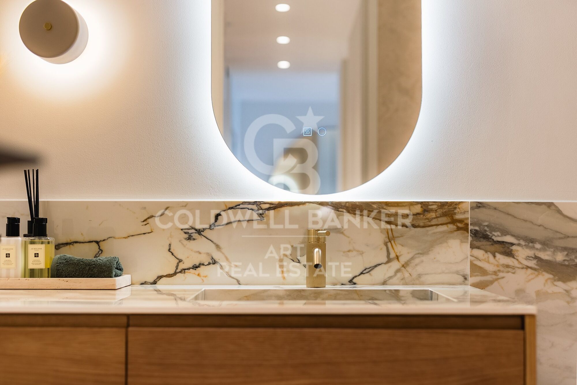 Exclusivo apartamento en la Milla de Oro de Marbella