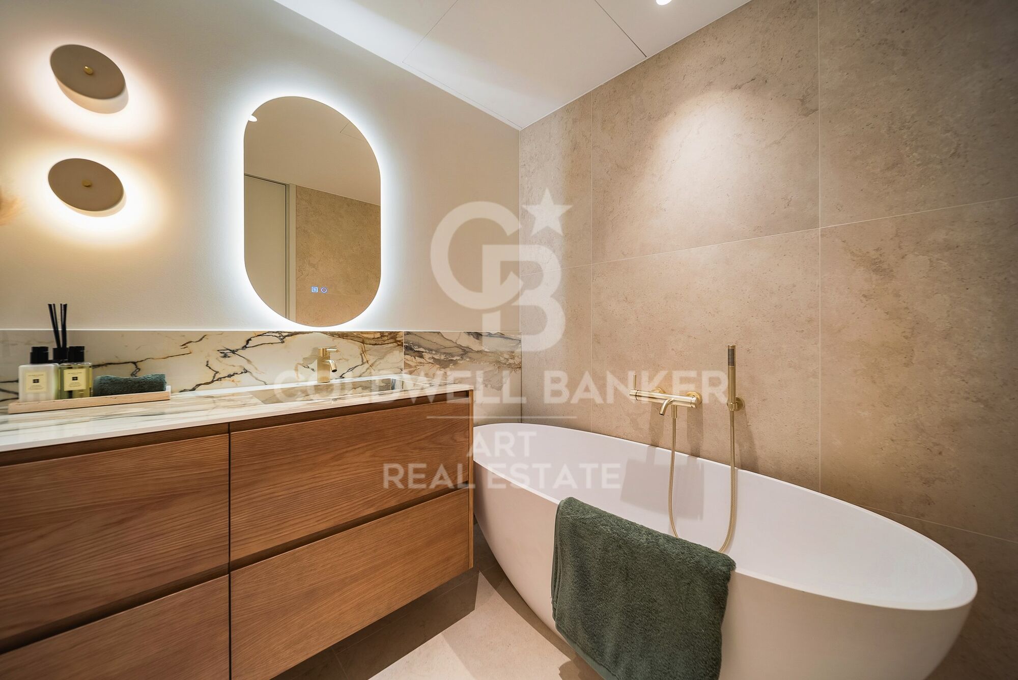 Exclusivo apartamento en la Milla de Oro de Marbella