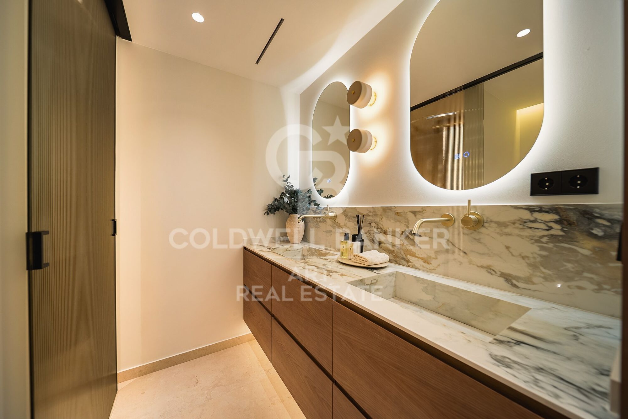 Exclusivo apartamento en la Milla de Oro de Marbella