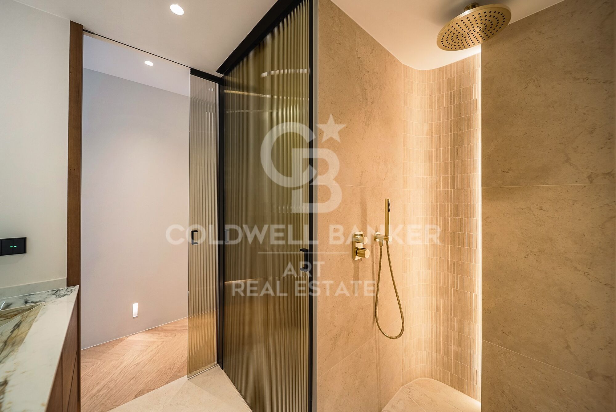 Exclusivo apartamento en la Milla de Oro de Marbella