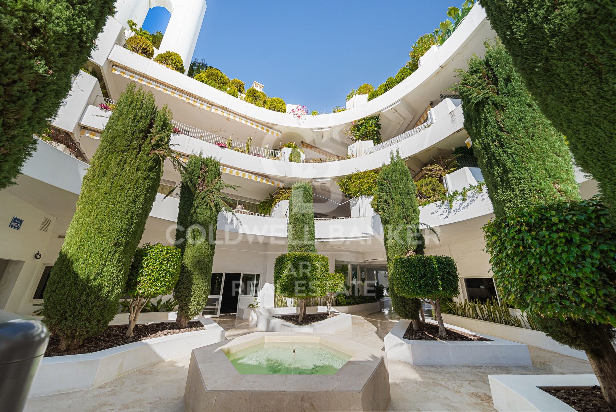 Exclusivo apartamento en la Milla de Oro de Marbella