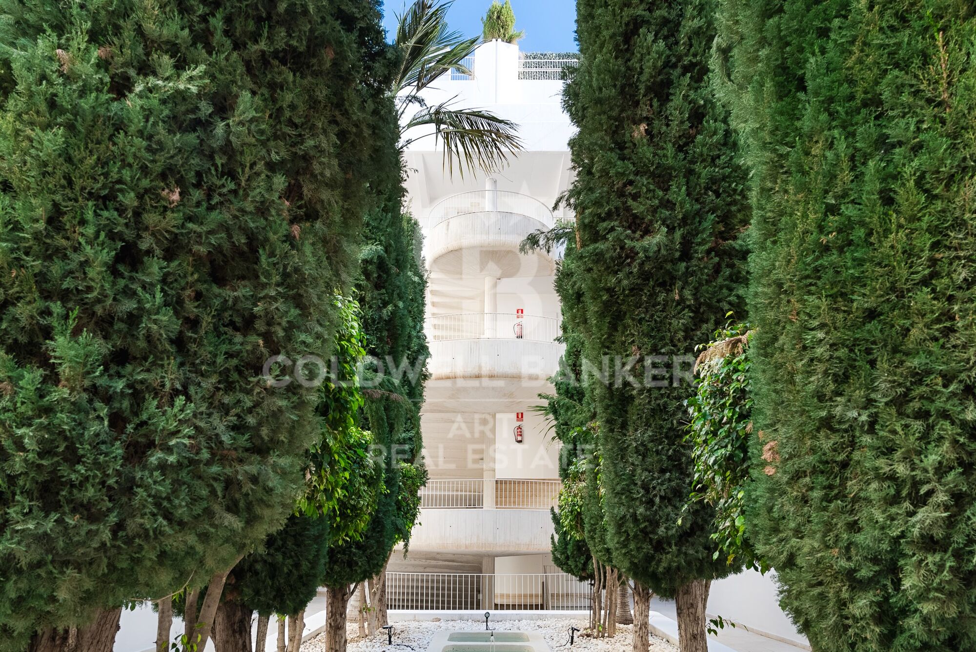 Exclusivo apartamento en la Milla de Oro de Marbella