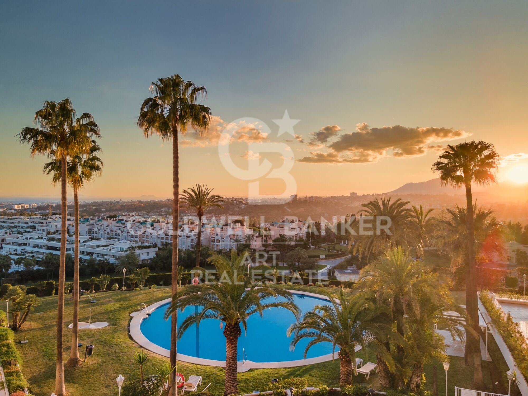 Exclusivo apartamento en la Milla de Oro de Marbella