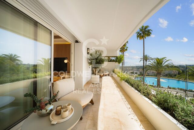 Exclusivo apartamento en la Milla de Oro de Marbella