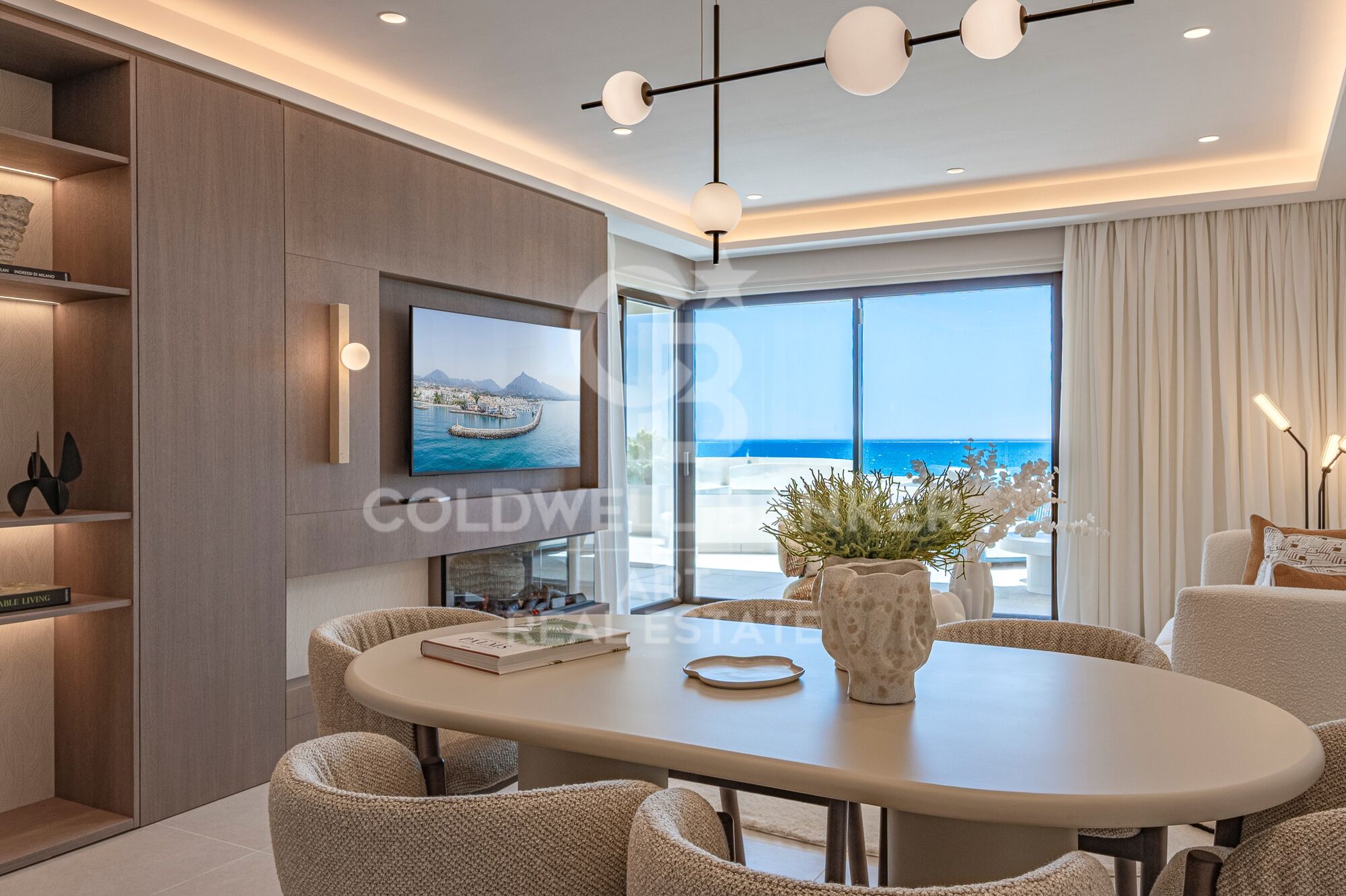Exclusive Beachfront Apartment Between Marbella and Estepona