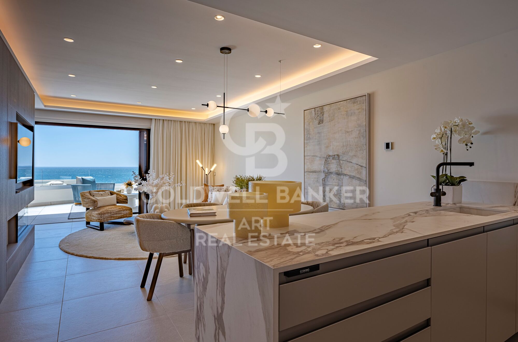 Exclusive Beachfront Apartment Between Marbella and Estepona