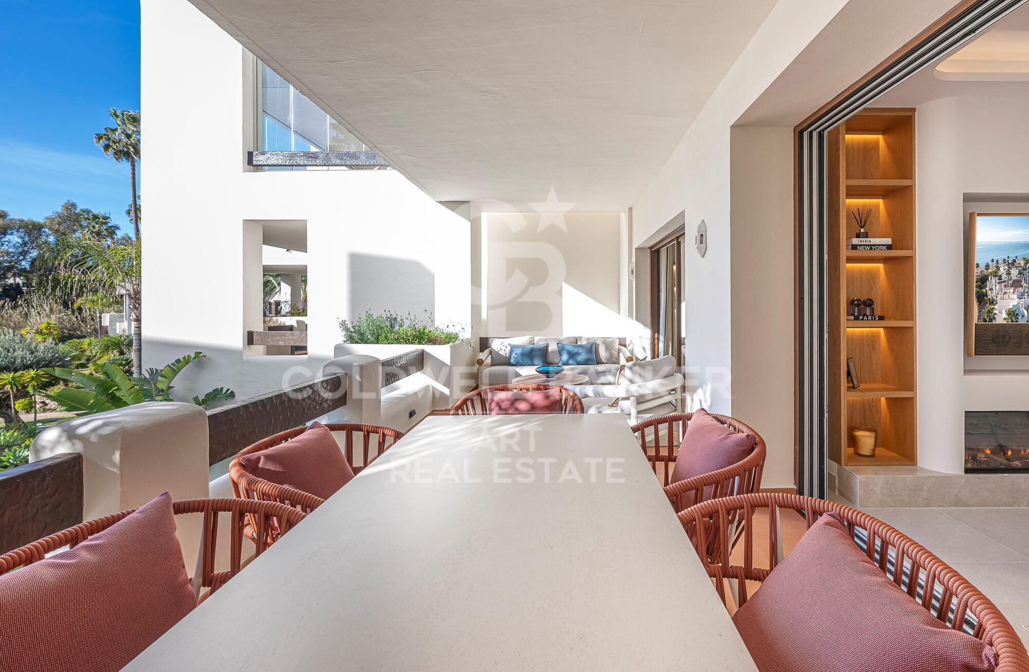 Elegante renovierte Wohnung mit direktem Strandzugang