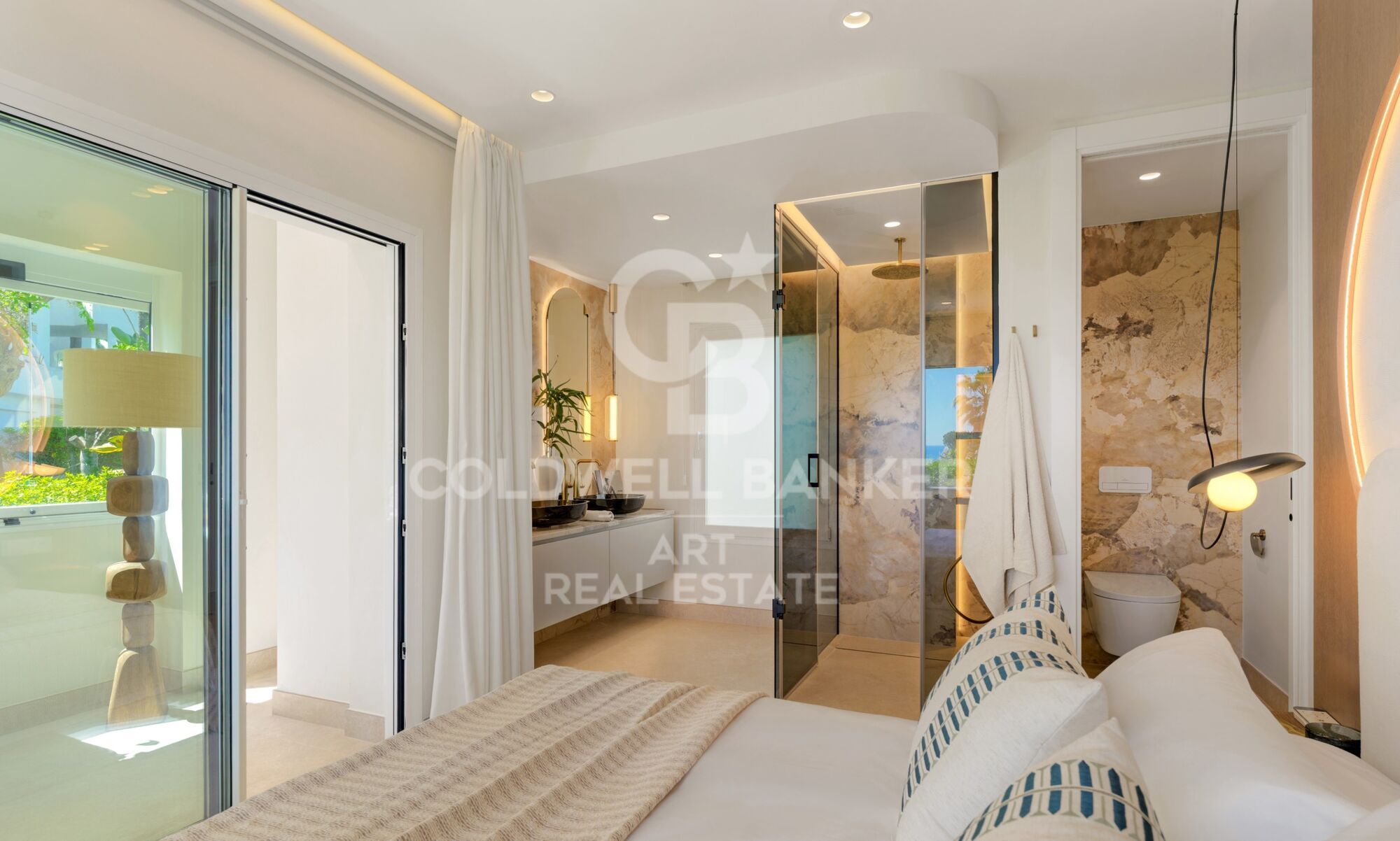 Appartement neuf exclusif en première ligne de plage à Costalita