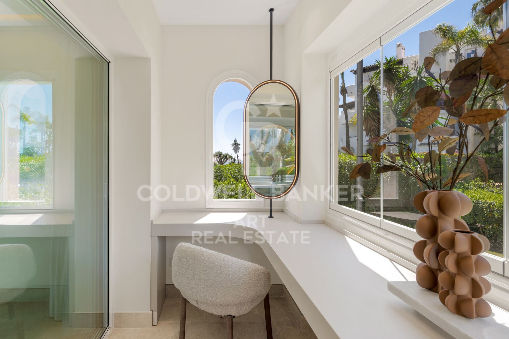 Appartement neuf exclusif en première ligne de plage à Costalita
