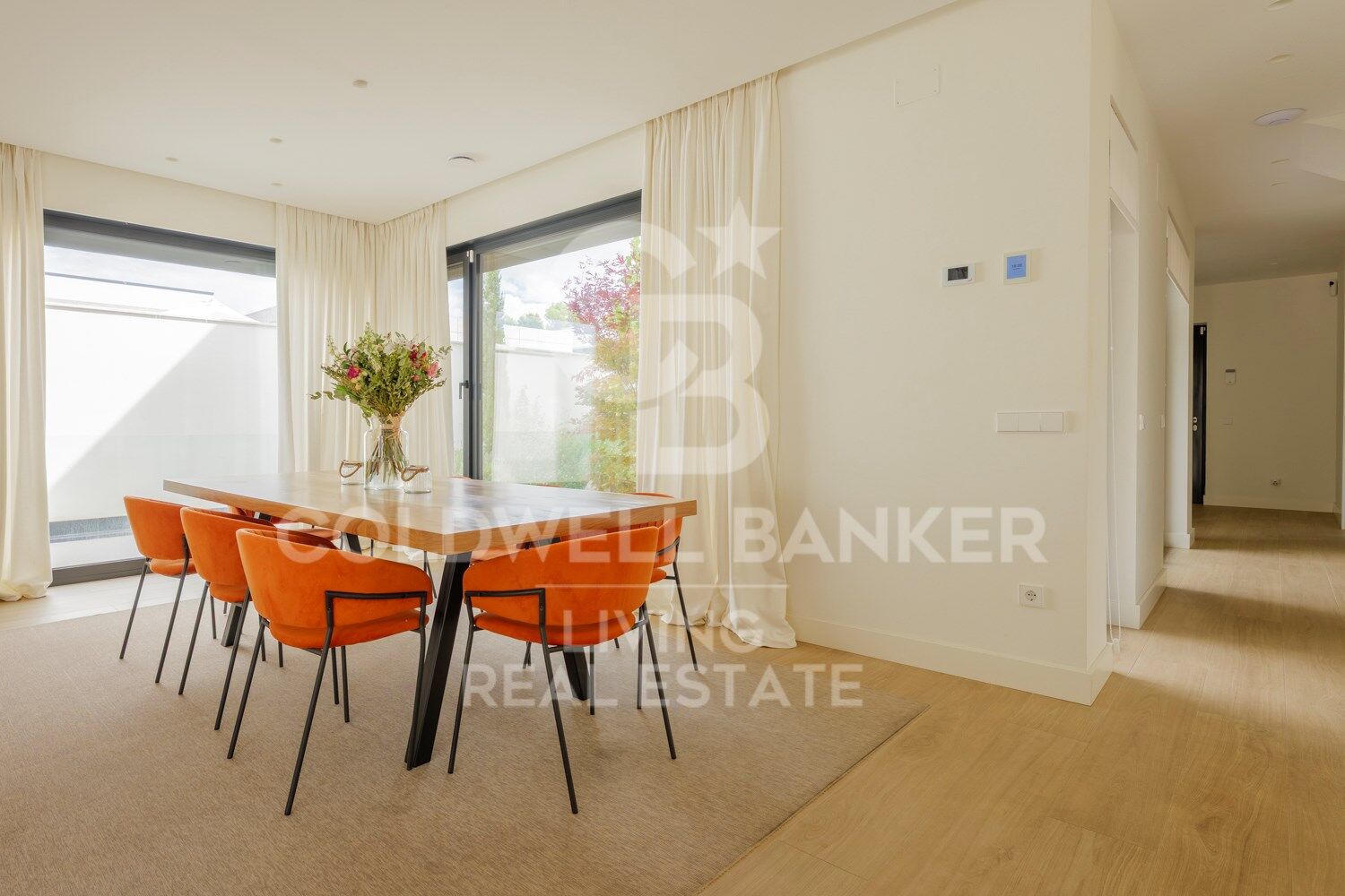 Haus mit Grundstück 5 Schlafzimmer, 3 Stockwerke Verkauf Pozuelo de Alarcón