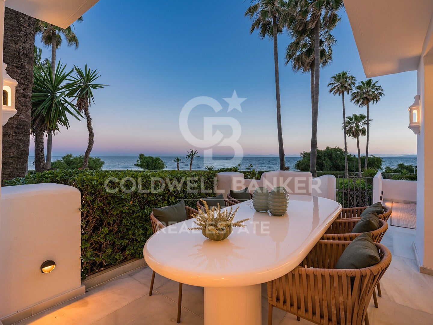 Exclusive Contemporary Beachfront Residence in Alcazaba Beach