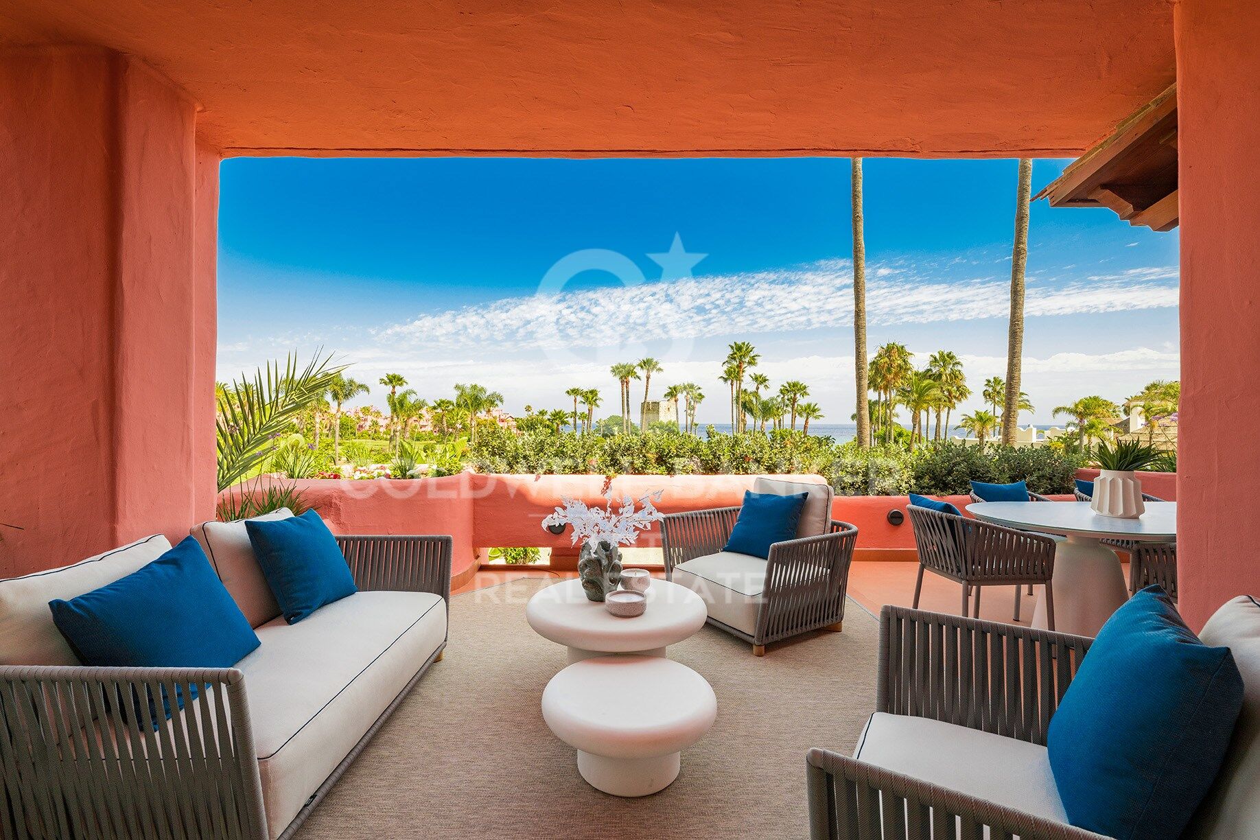 Appartement exclusif rénové de trois chambres à Cabo Bermejo