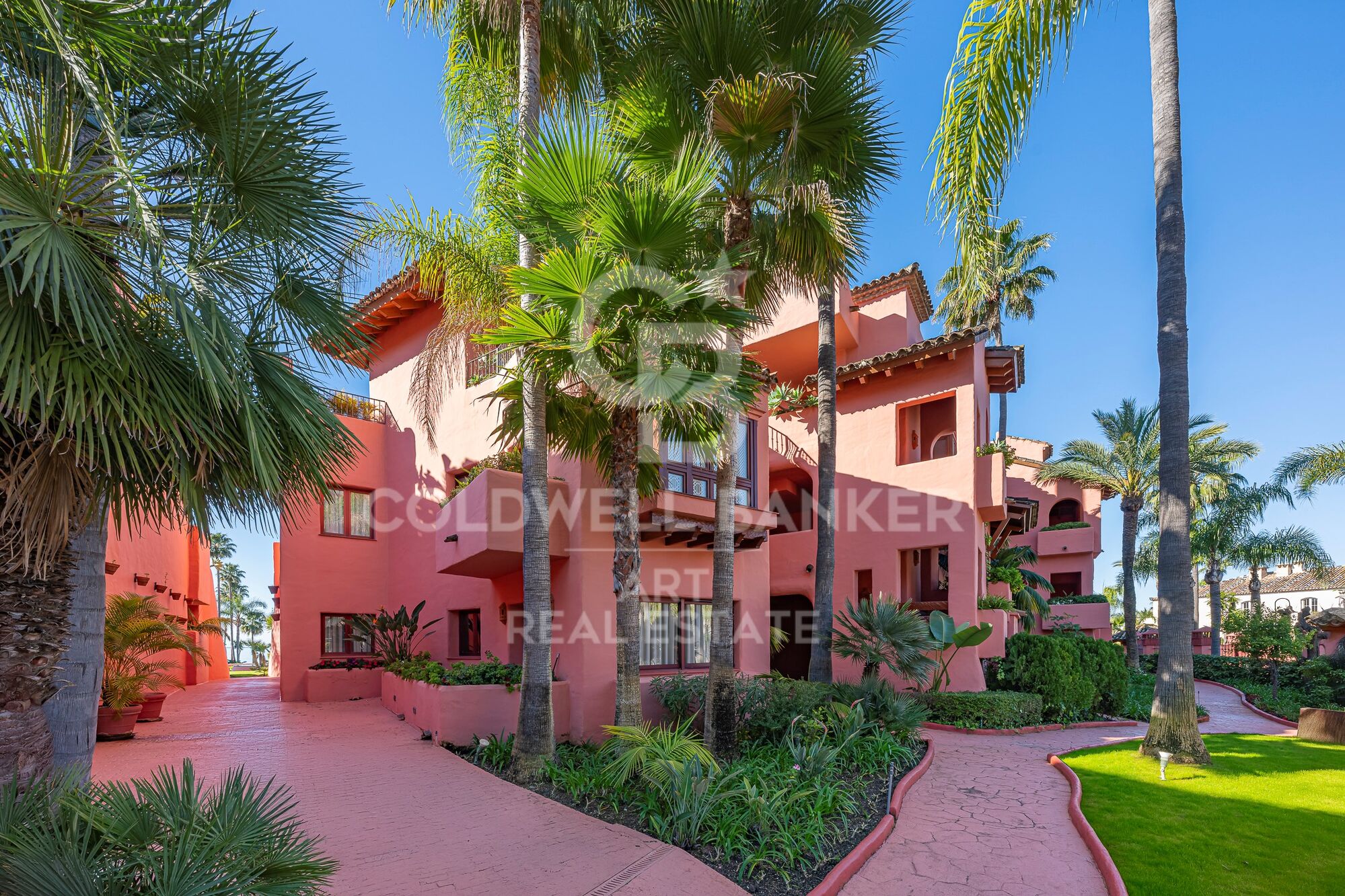 Appartement exclusif rénové de trois chambres à Cabo Bermejo