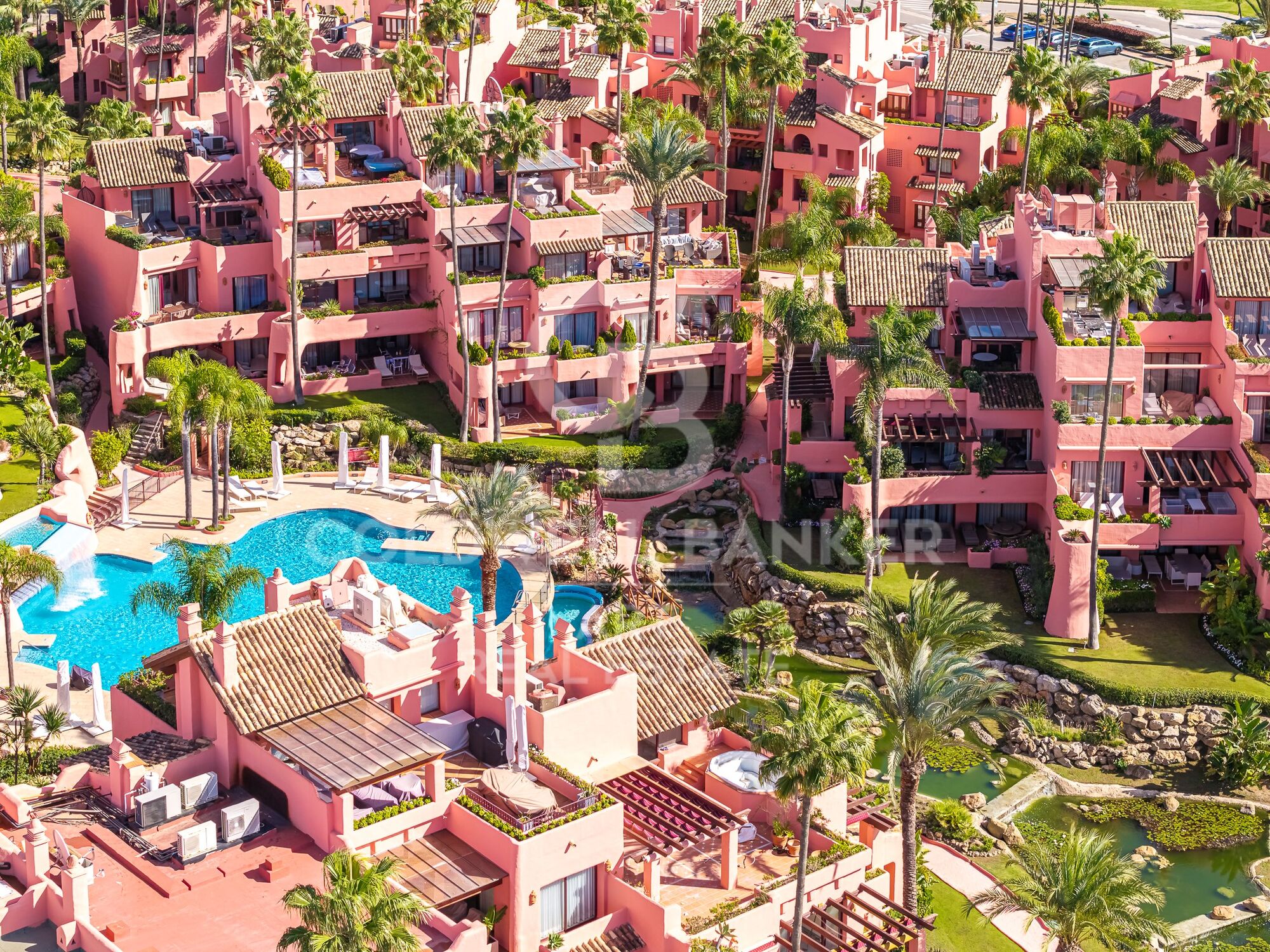 Elegante vivienda reformada en primera línea de playa en Cabo Bermejo