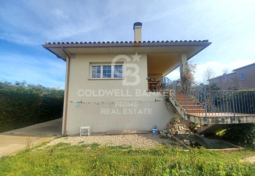 For sale single house in residential area in Masos de Pals, Costa Brava