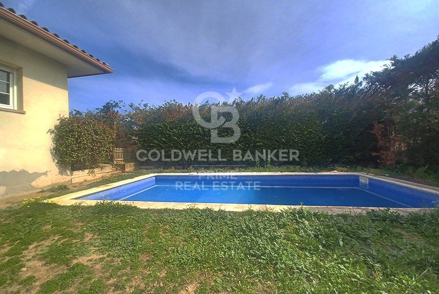 For sale single house in residential area in Masos de Pals, Costa Brava