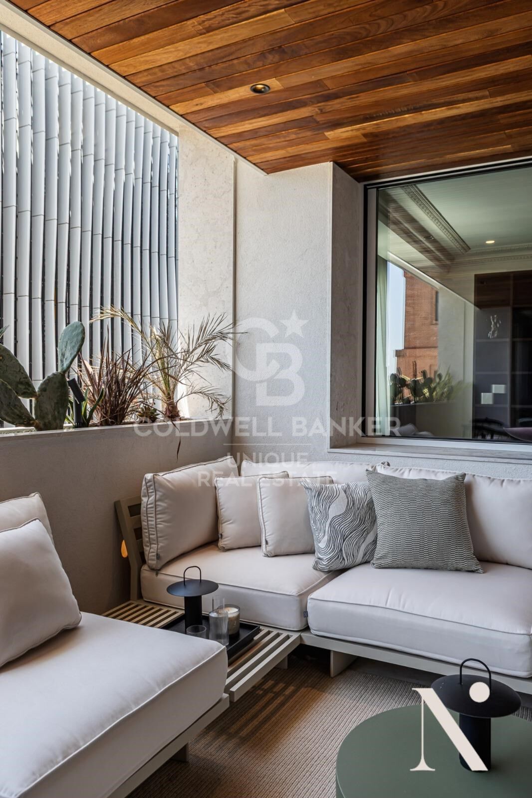 Piso con 5 habitaciones y terraza en Serrano
