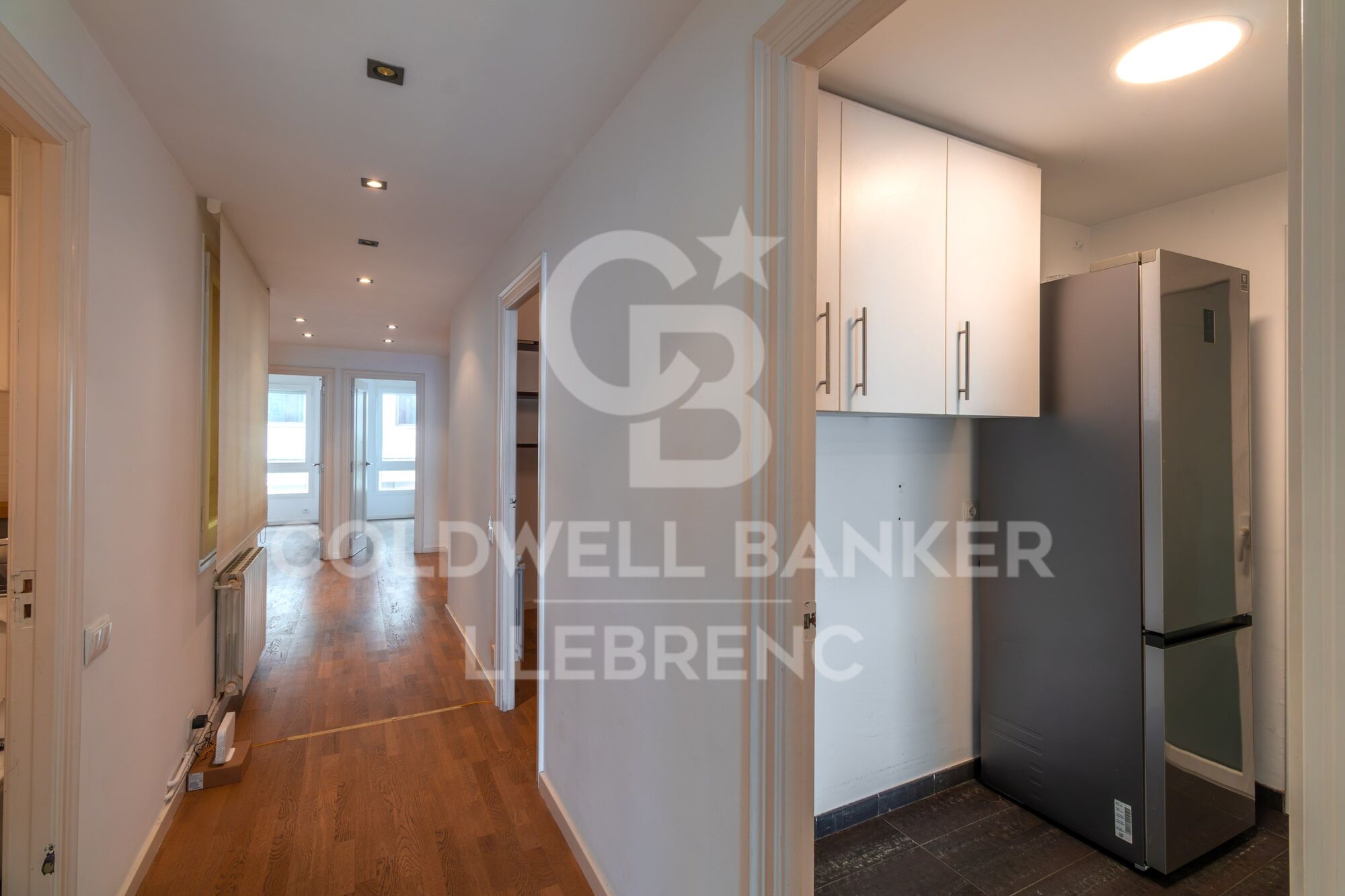 Spectacular 163 m² flat with 4 bedrooms, 30 m² terrace, parking and storage room, with impressive