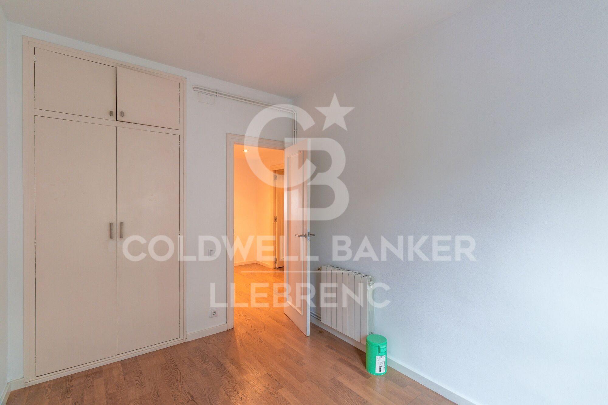 Spectacular 163 m² flat with 4 bedrooms, 30 m² terrace, parking and storage room, with impressive