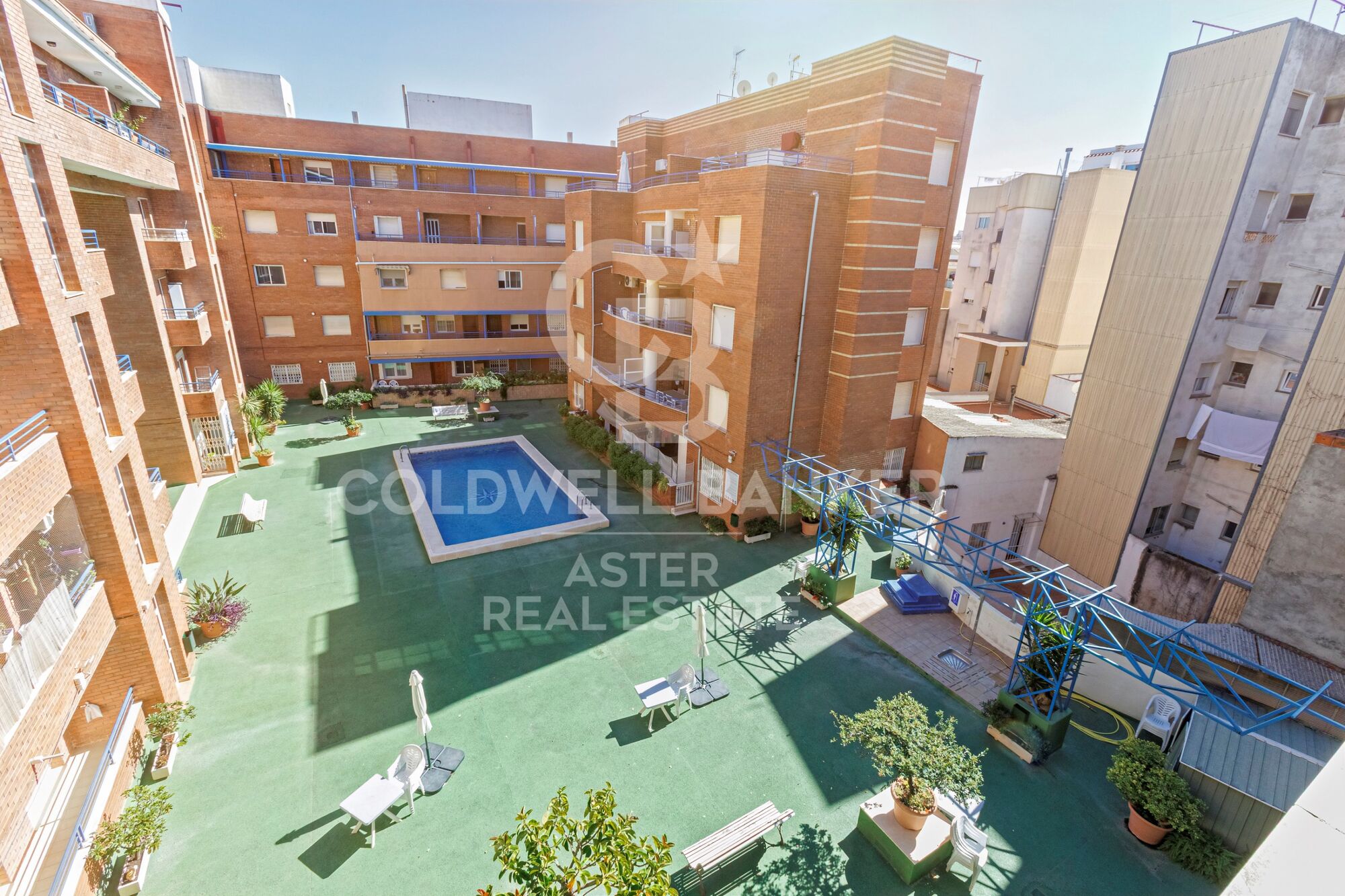 Espectacular y espacioso piso en Vinaròs con piscina