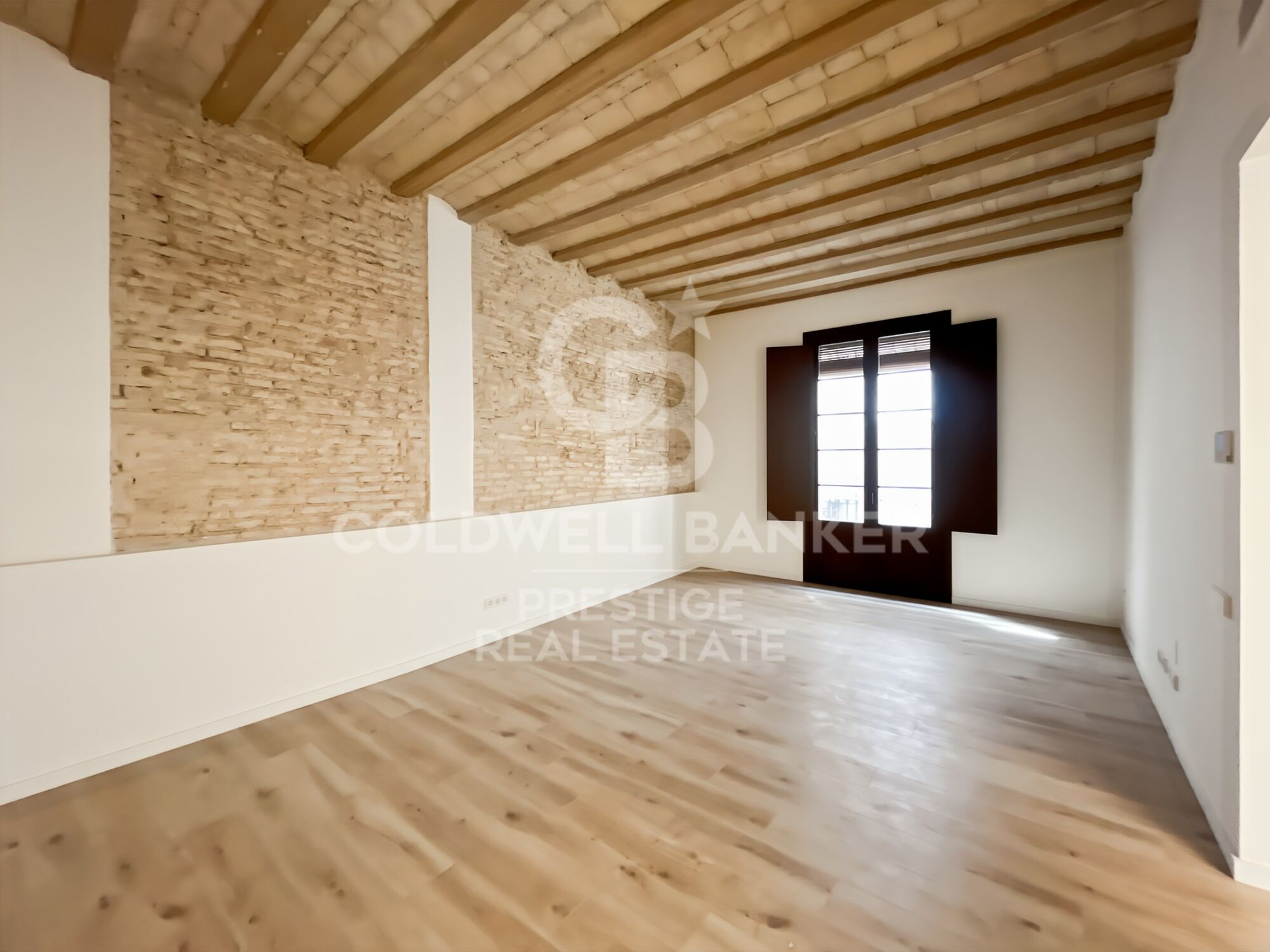 En venta piso en edificio reformado en el Gótico con terraza comunitaria, Barcelona