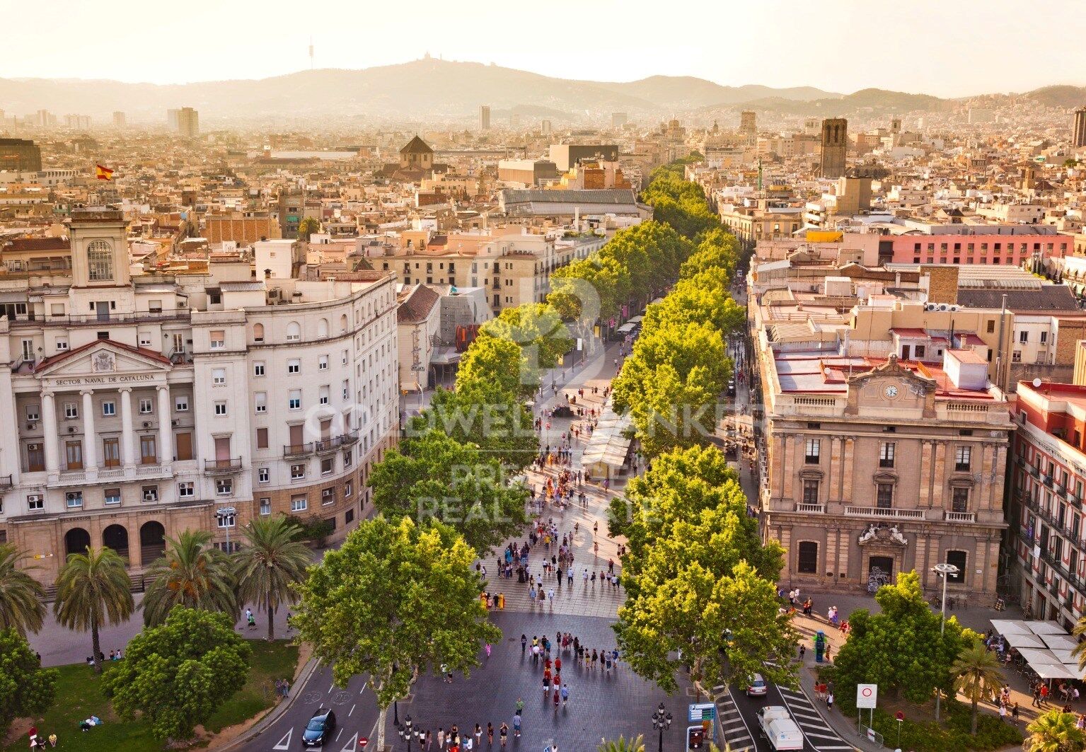 En venta piso en edificio reformado del Gótico, ideal como pied-à-terre en el centro de Barcelona