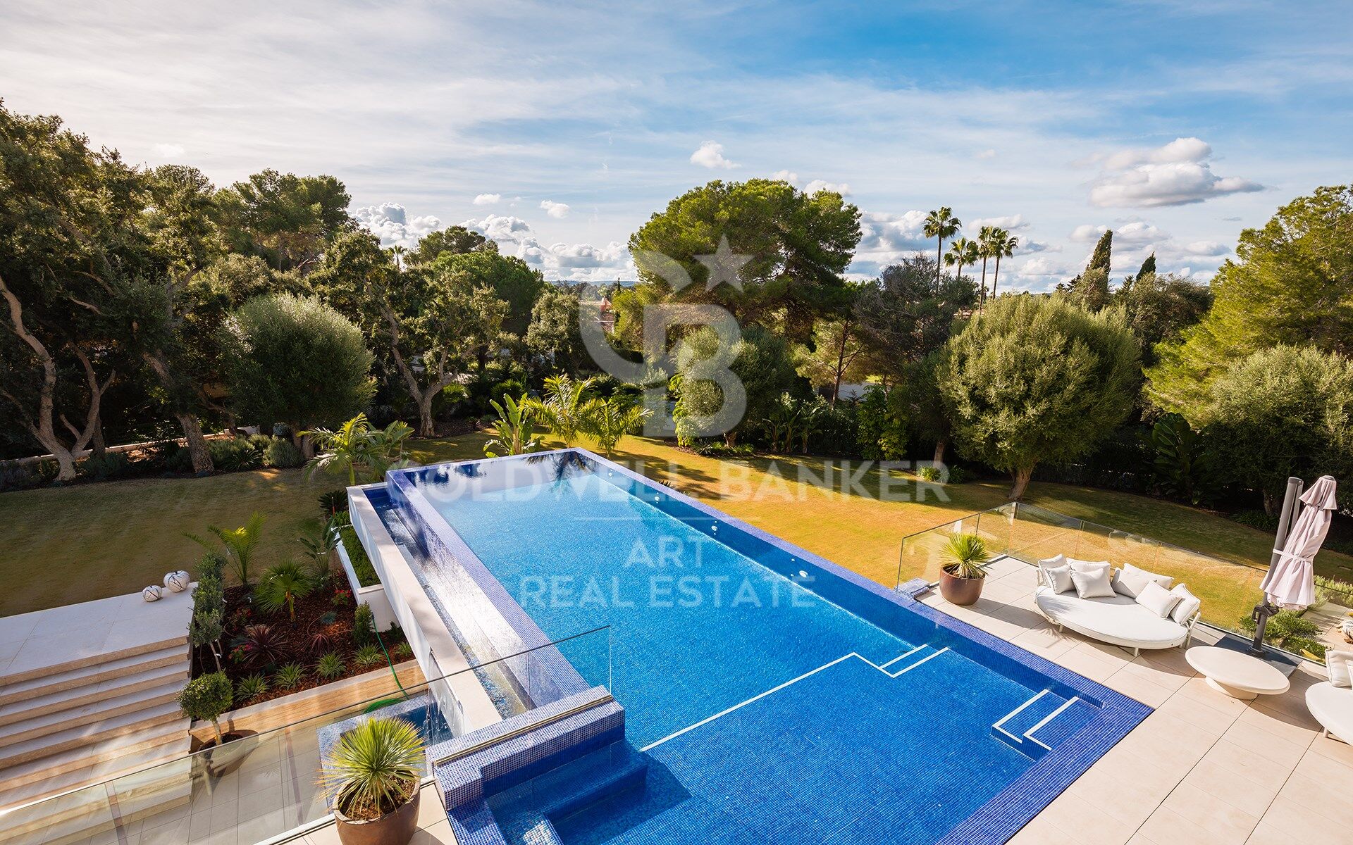 Spectaculaire résidence contemporaine située à Sotogrande Costa